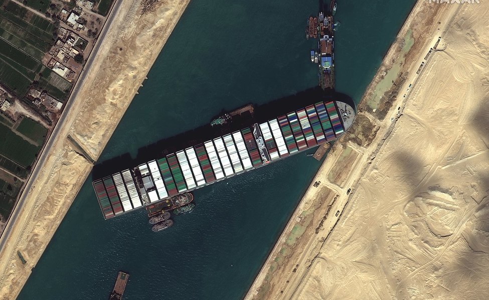 Large suez canal blocked by ever given march 27 2021
