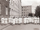 Small  ola za medicinske sestre in otro ke negovalke v mariboru 1959  2   1 