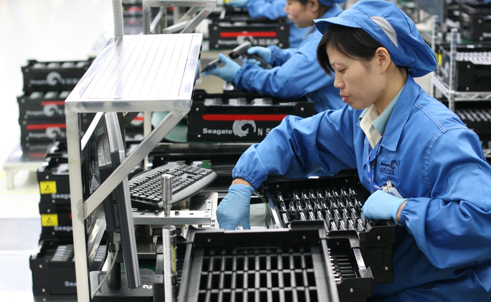 Large seagate wuxi china factory tour